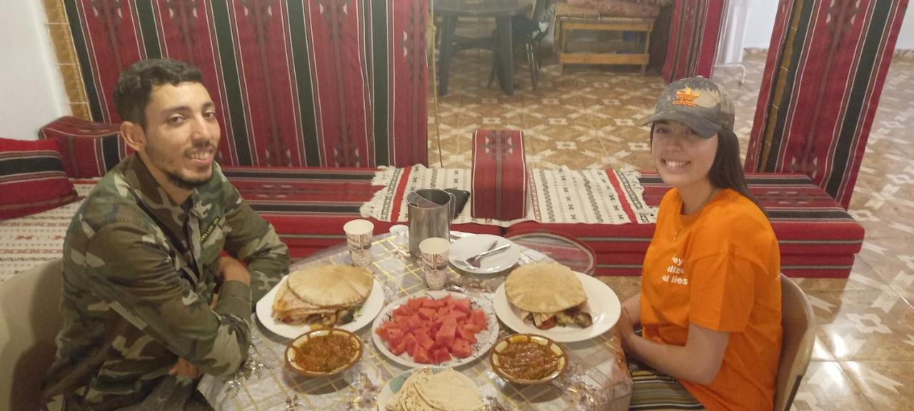 Safi Kitchen Hostel Gawr as-Safi エクステリア 写真