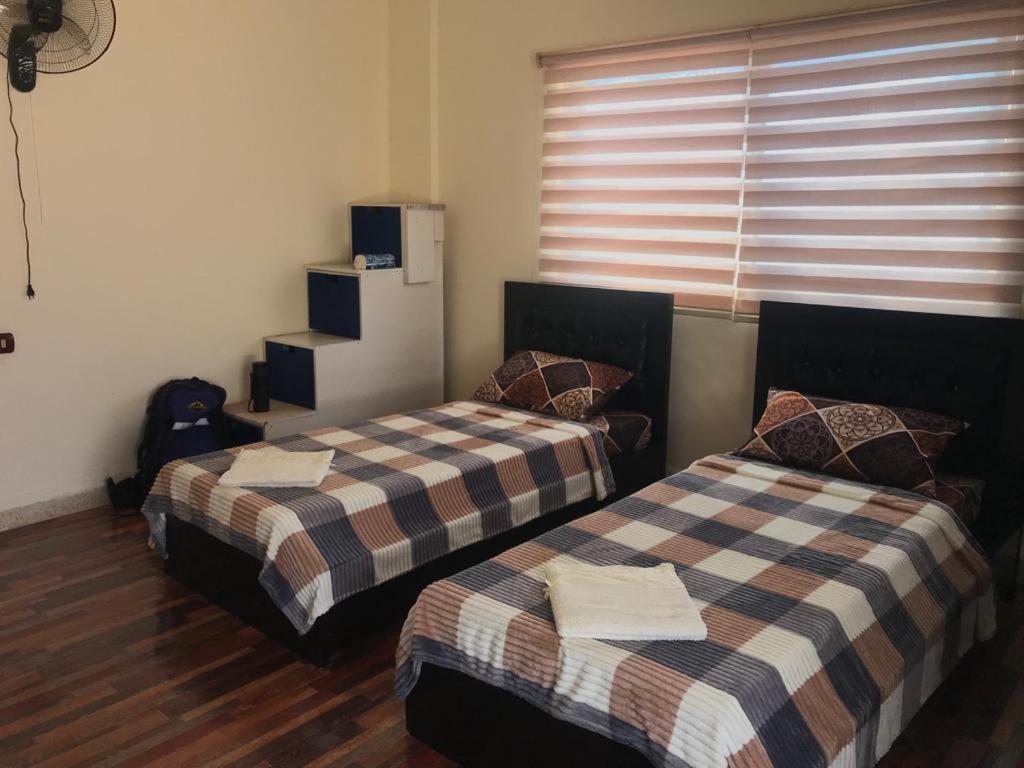 Safi Kitchen Hostel Gawr as-Safi エクステリア 写真